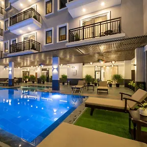 Eco Lux Riverside & Hotel